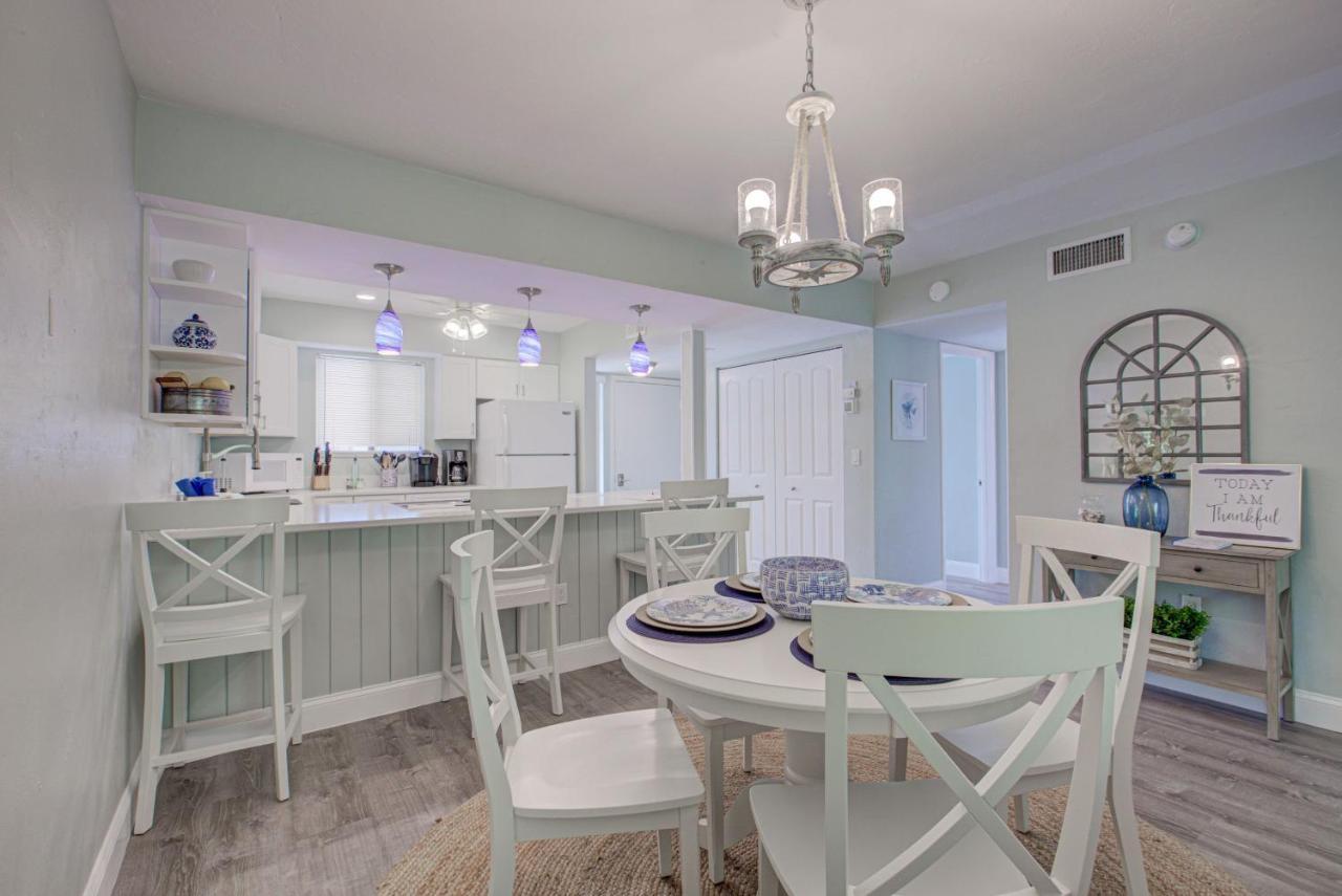 Anna Maria Island Runaway Tropical Escape Bradenton Beach Exterior photo
